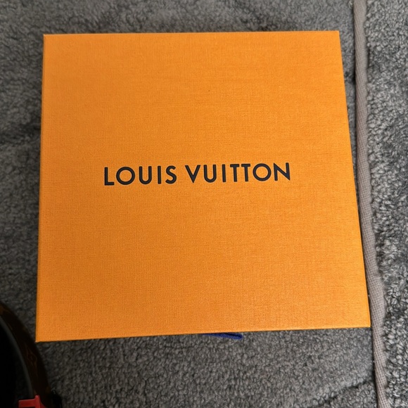 Authentic men’s Louis Vuitton Ceinture LV Sunset belt monogram 100/40 - Picture 2 of 6